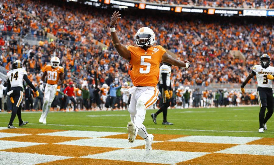 Tennessee Football on Instagram: “RECORD BOOKS. Hendon Hooker has now  thrown a TD pass in 19 consecutive games — a new program record 